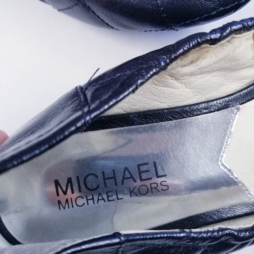 🌸Michael Kors | Signature‎ Patent Leather Flats 7 - Picture 8 of 11